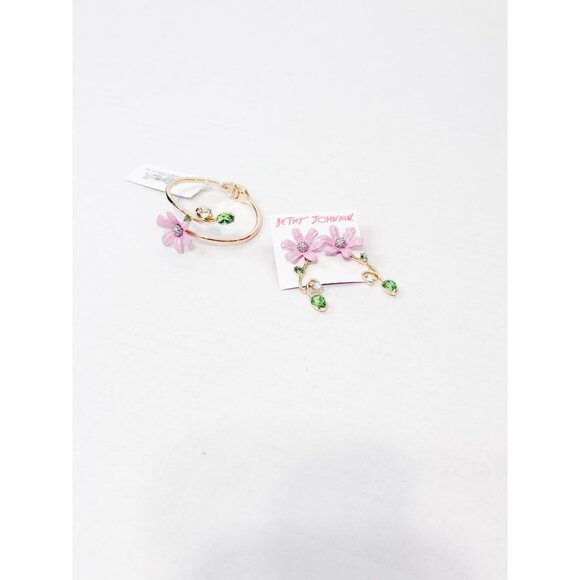 Betsey Johnson NWOB Gold Tone Flower Bangle Bracelet Crystal Accent Drop Earring - Picture 4 of 16
